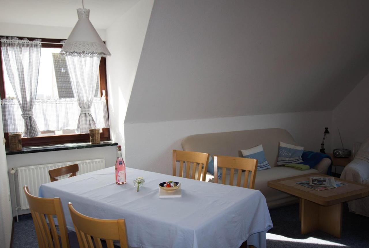 Ferienwohnungen Neue Tiefe - Wohnung Kleiderbügel Neue Tiefe Fehmarn Exterior foto