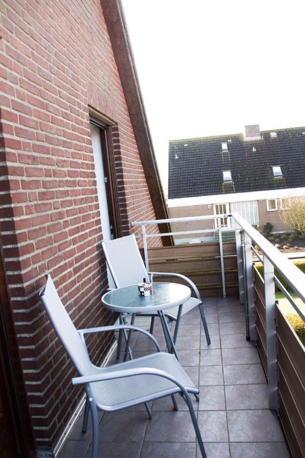Ferienwohnungen Neue Tiefe - Wohnung Kleiderbügel Neue Tiefe Fehmarn Exterior foto